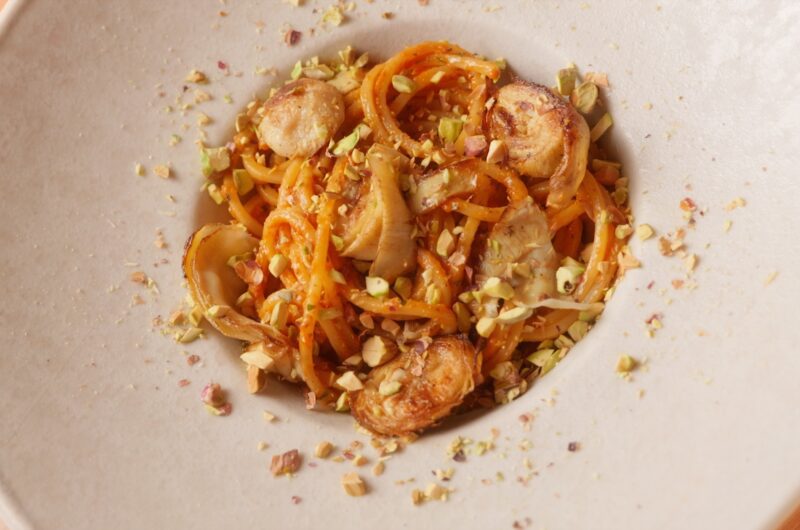 Sos Marinetti z makaronem spaghetti alla chitarra